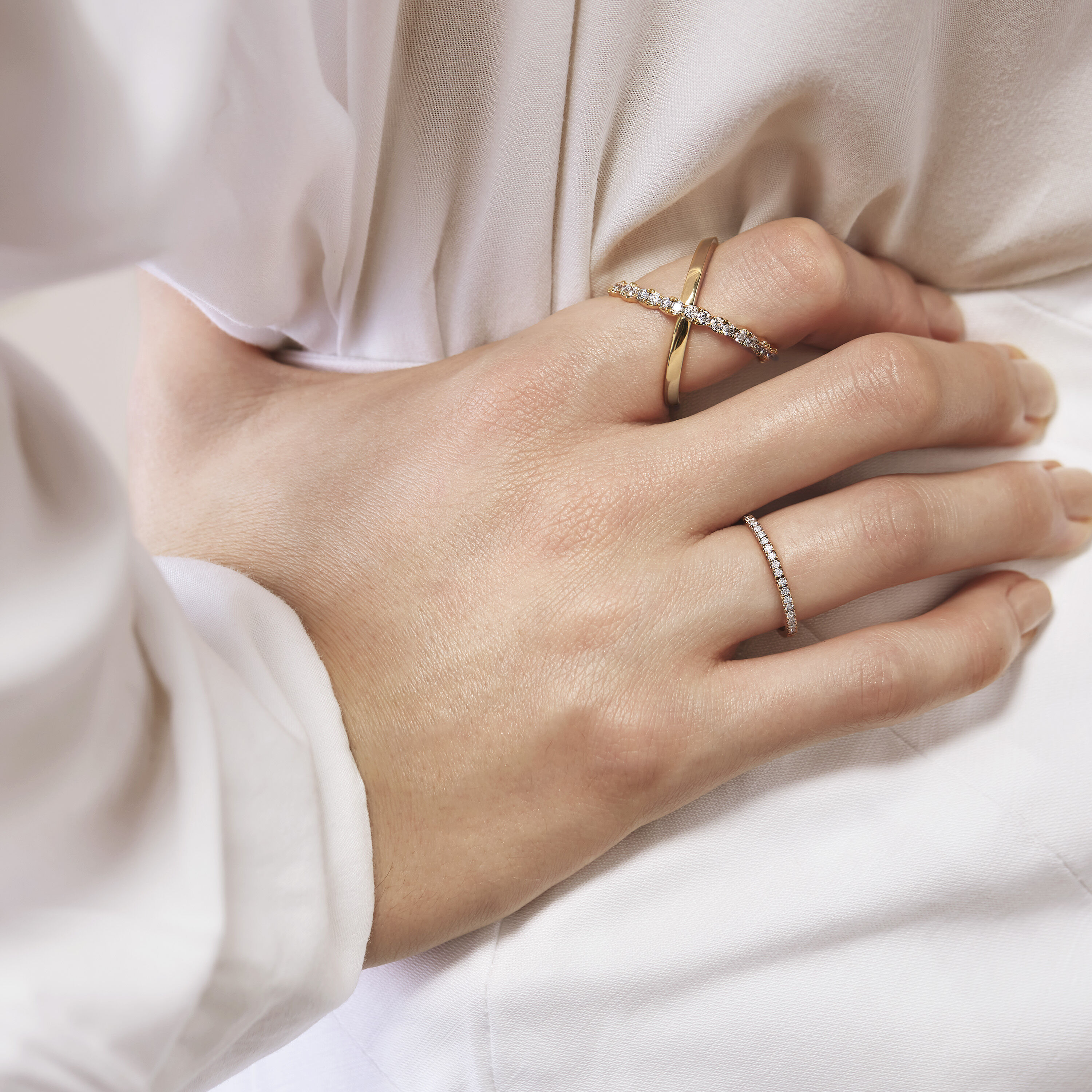 Lorelei Criss Cross 鑽石戒指, 18K 黄金, large