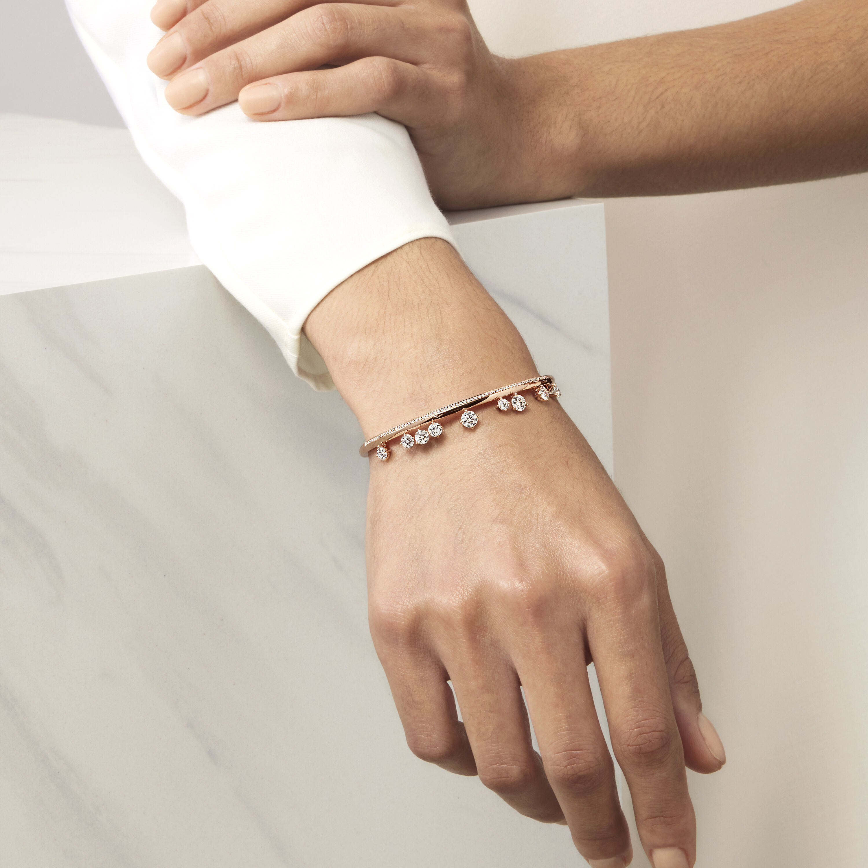 Barre Floating 密鑲鑽石手鐲 , 18K 玫瑰金, large