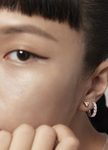 Triplicity Triangle 鑽石耳環, 18K 白金 Triplicity Triangle 鑽石耳環, 18K 白金, large