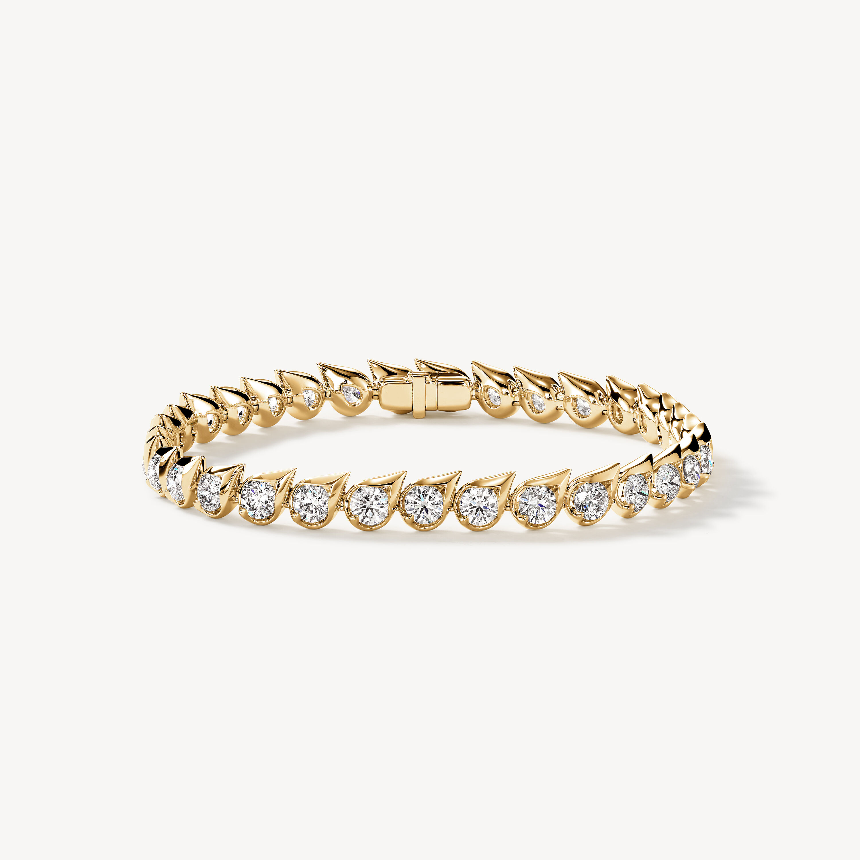 LU Droplet Bracelet, 18K Yellow Gold, large