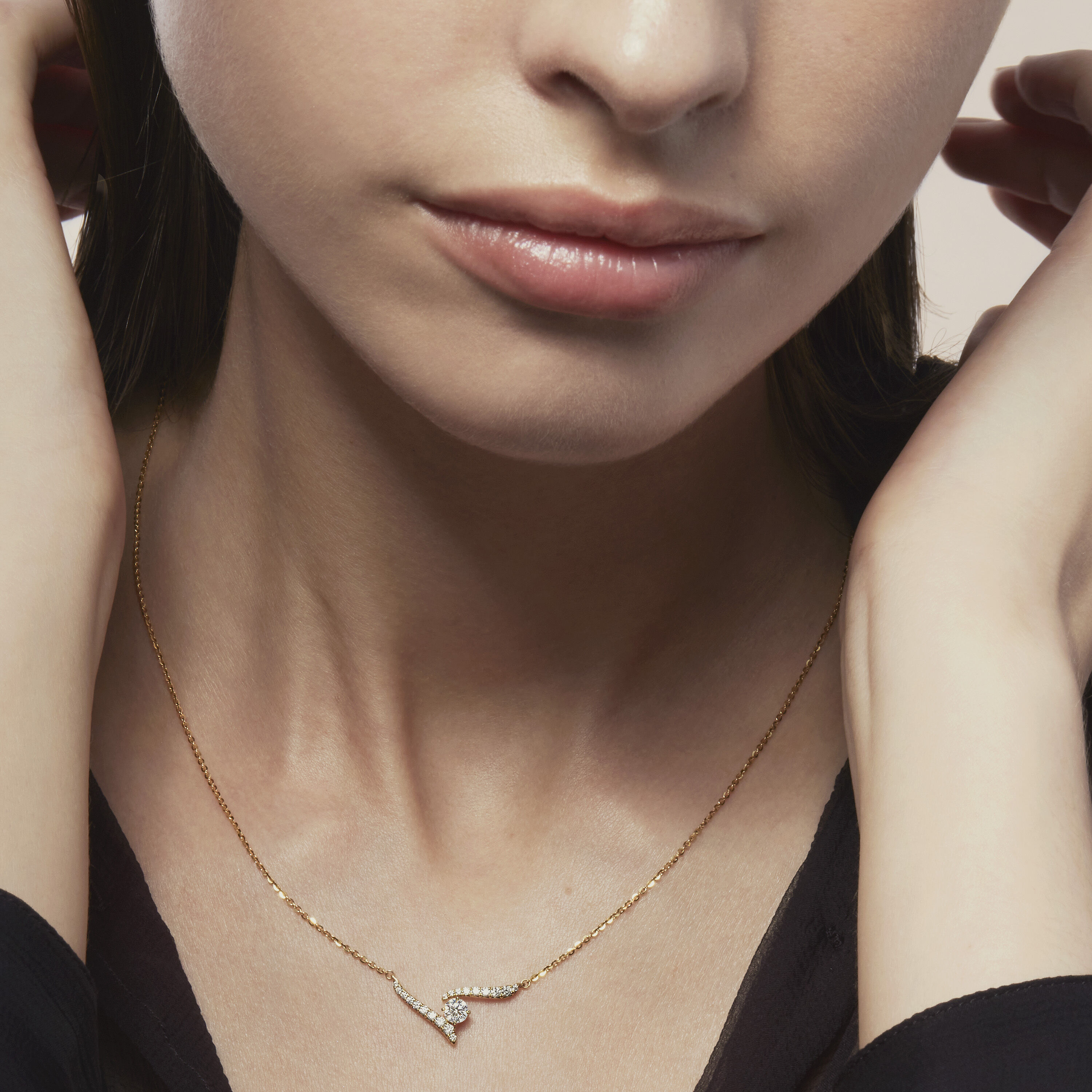 Vela Crossover 鑽石項鍊, 18K 黄金, large