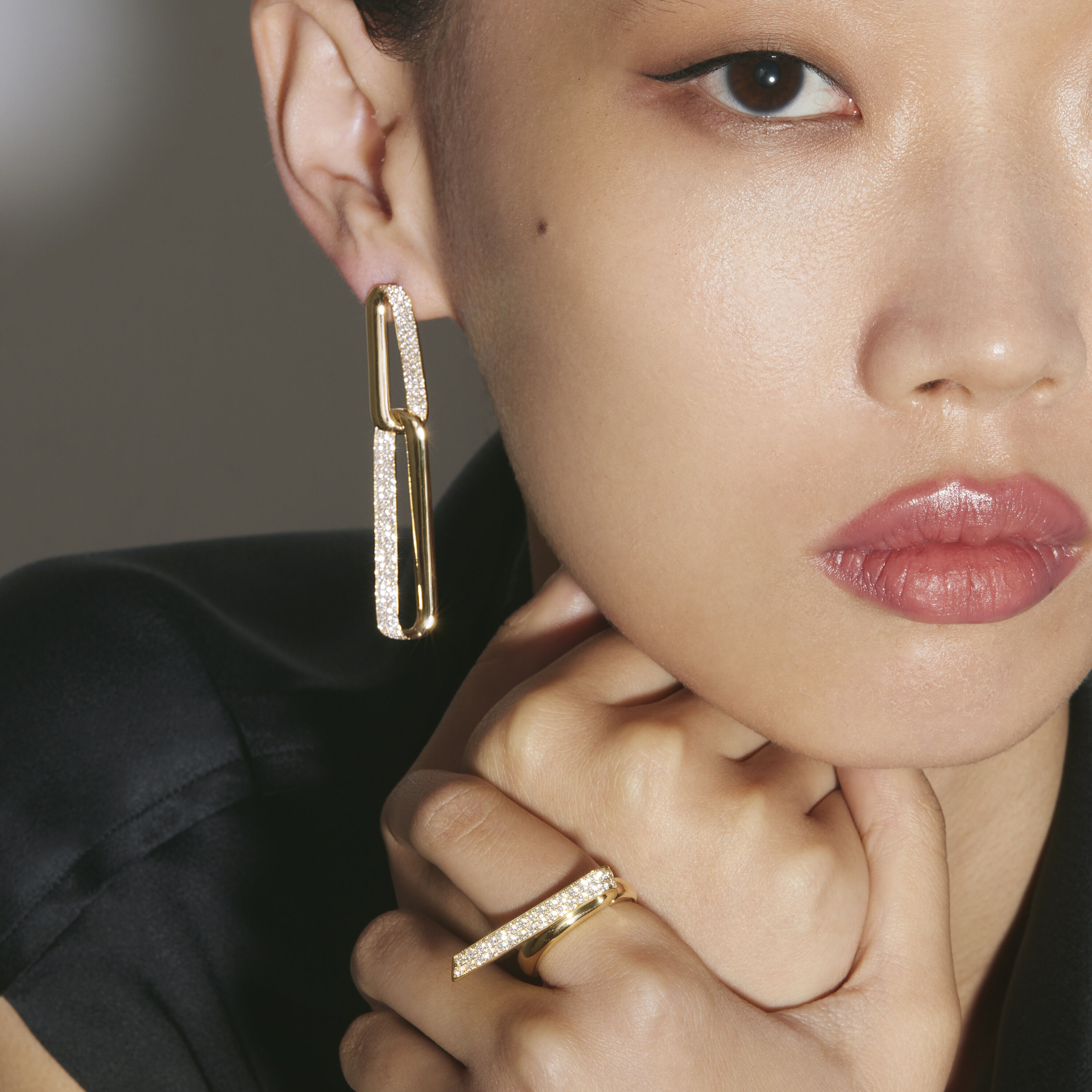 INSIDE/OUT Flip 鑽石戒指, 18K 黄金, large