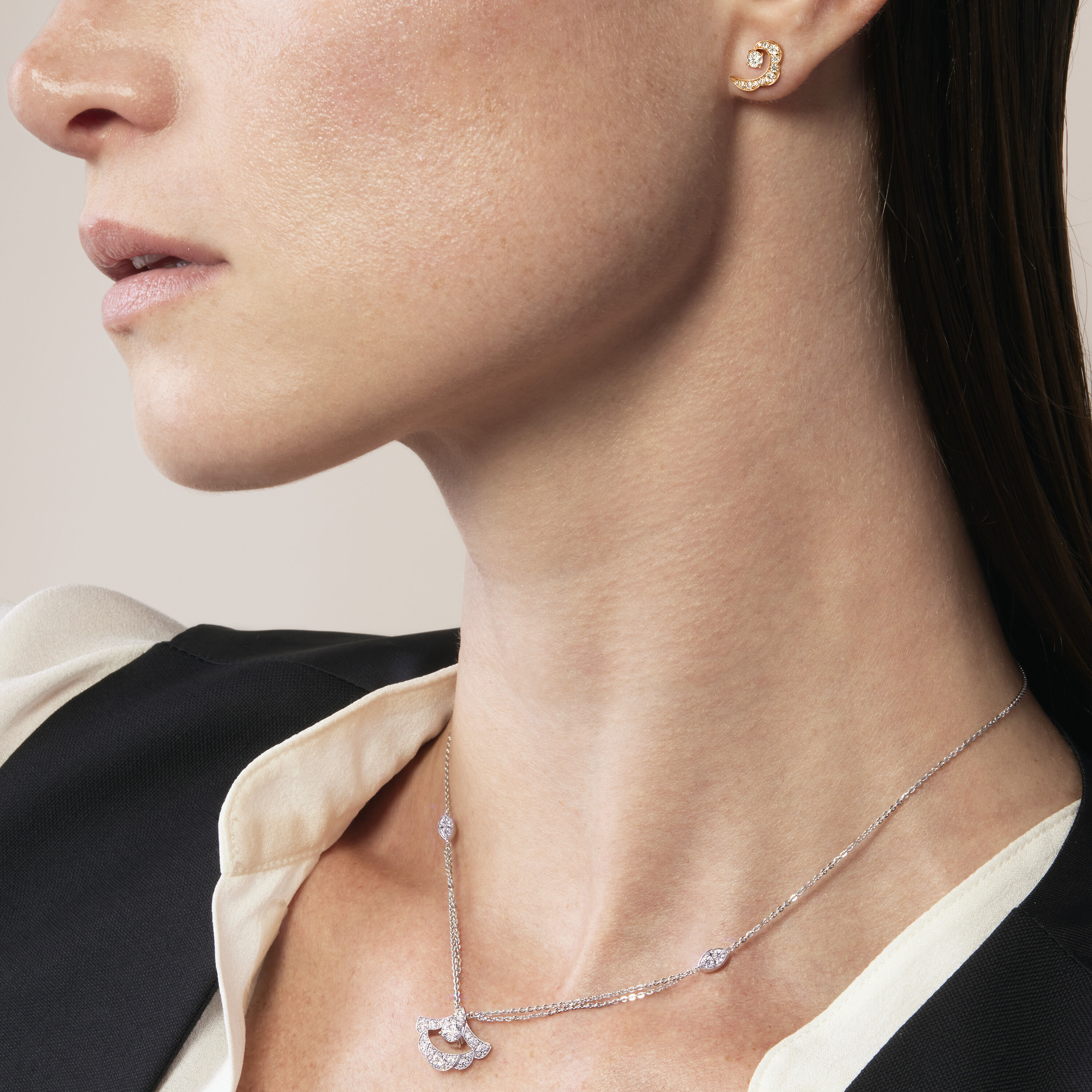 Lorelei Ribbon 鑽石耳環, 18K 玫瑰金, large