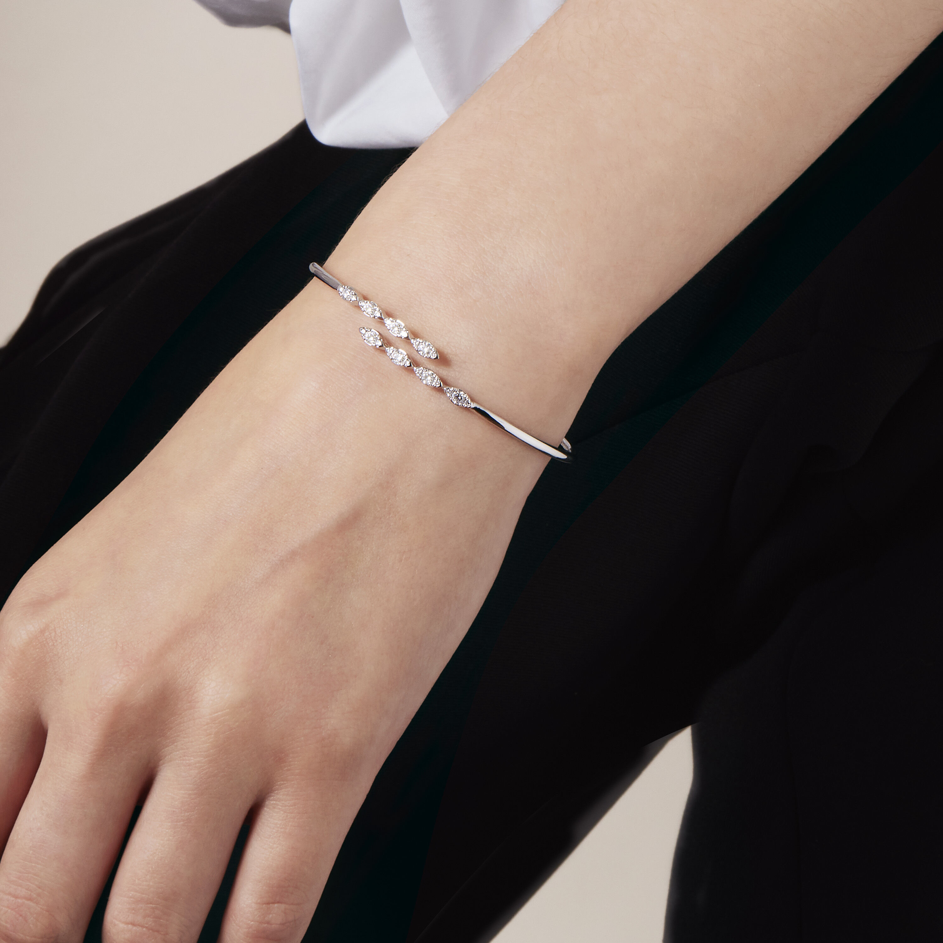 Aerial Marquise Flexi 鑽石手鐲, 18K 黄金, large