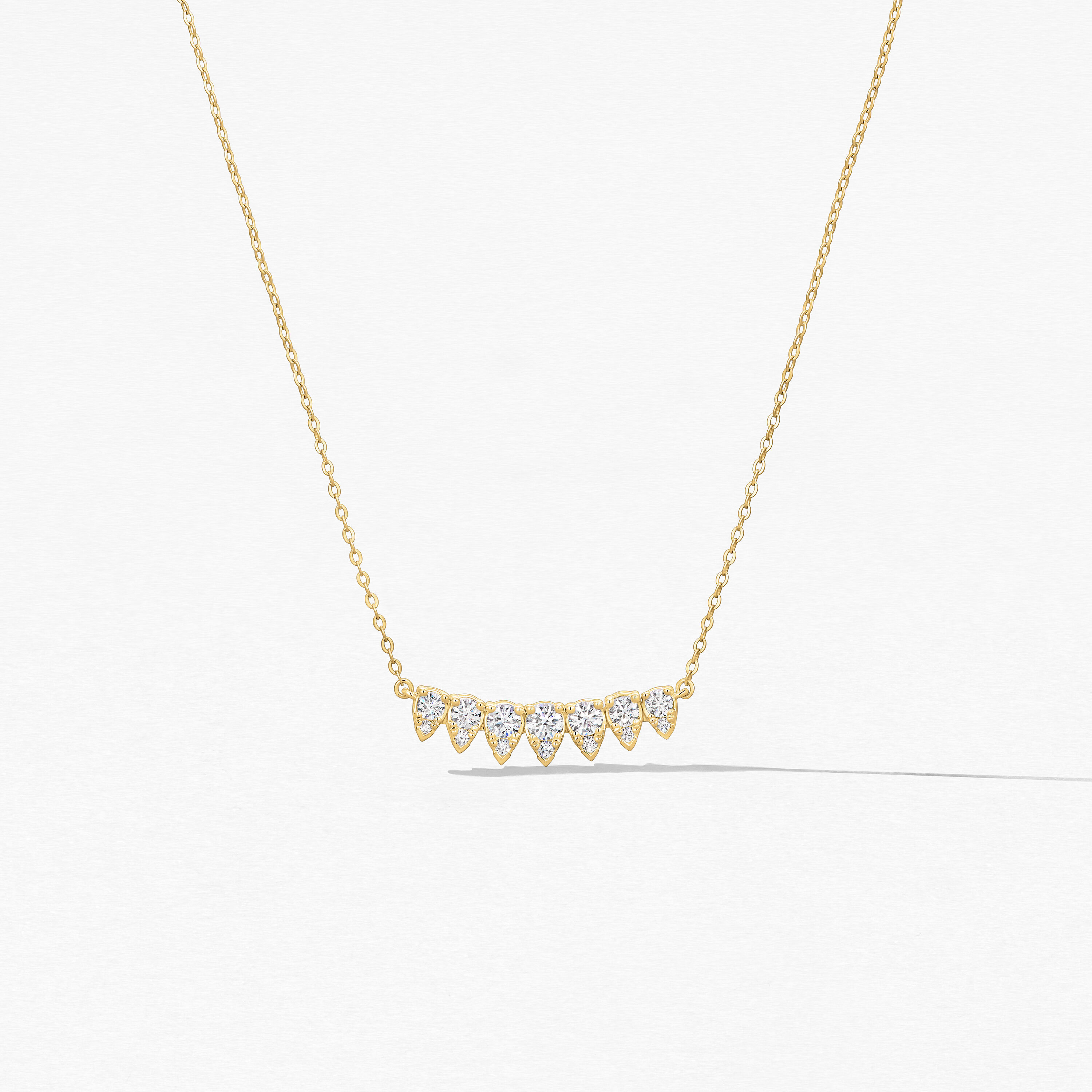 Aerial Lunar Eclipse 鑽石項鏈（小）, 18K 黄金, large