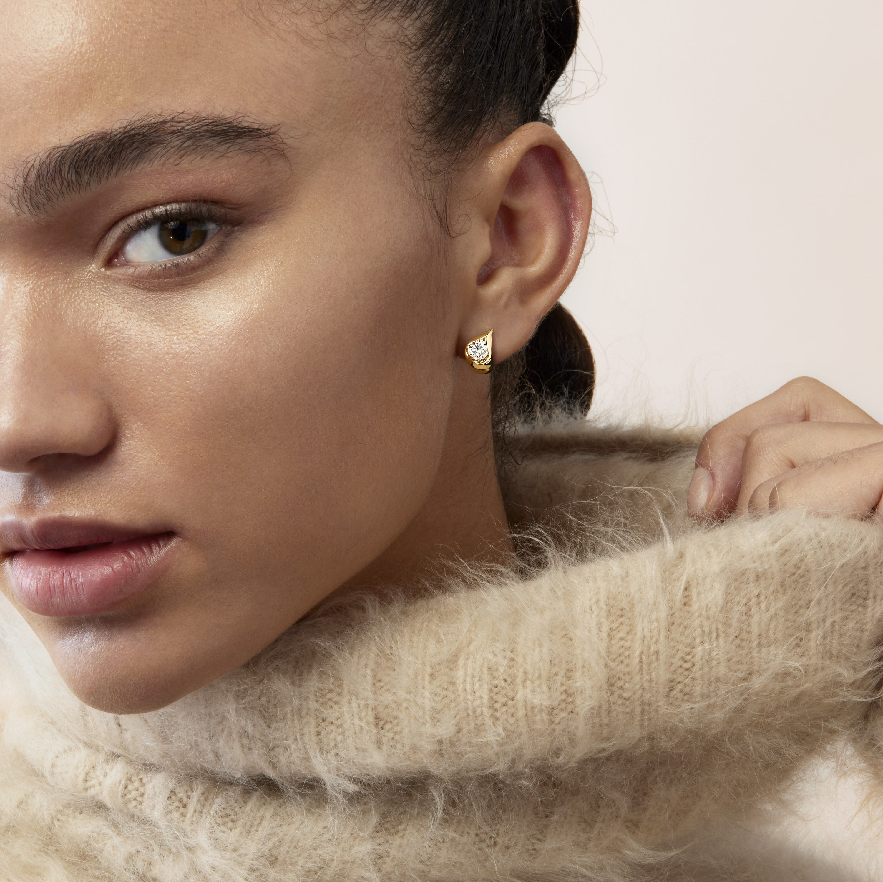 LU Droplet Huggies, 18K Rose Gold, large