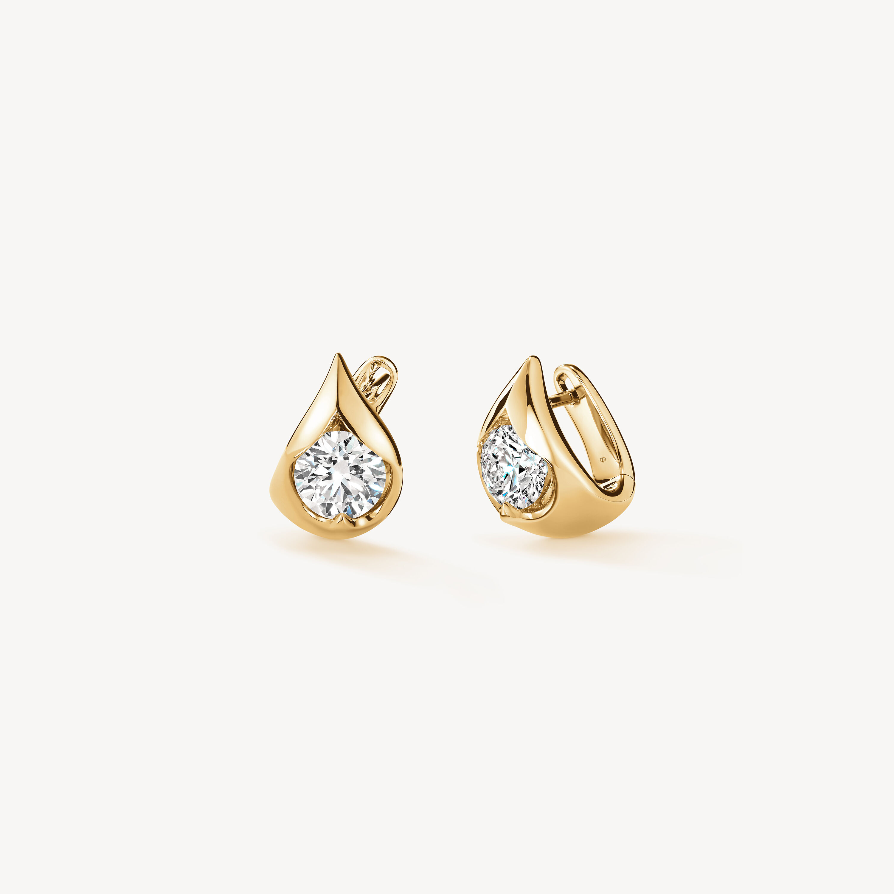 LU Droplet Huggies, 18K Yellow Gold, large
