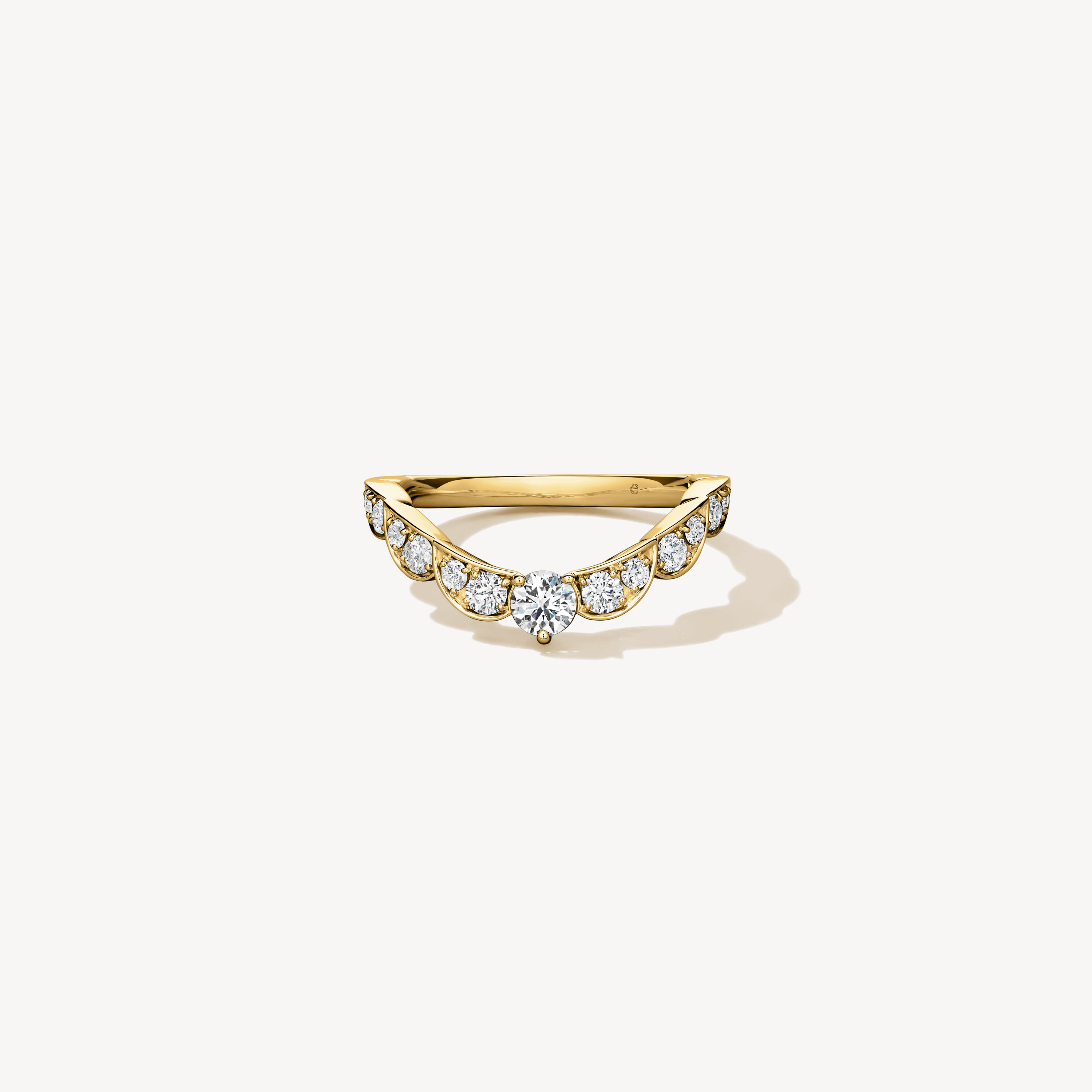 Lorelei Pointed Band, 18K Yellow Gold, large