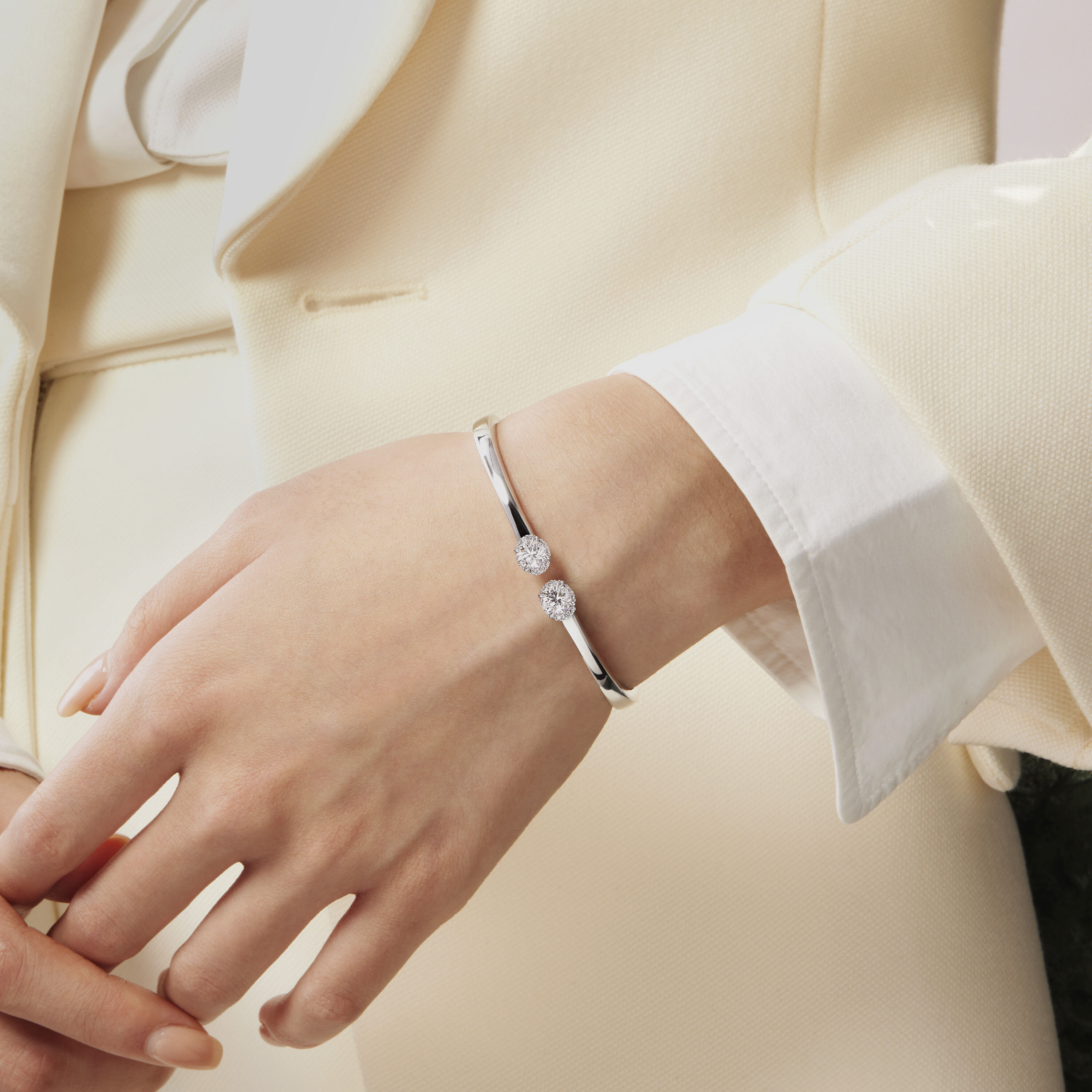 Ellipse鑽石手鐲, 18K 黄金（含鉑金）, large