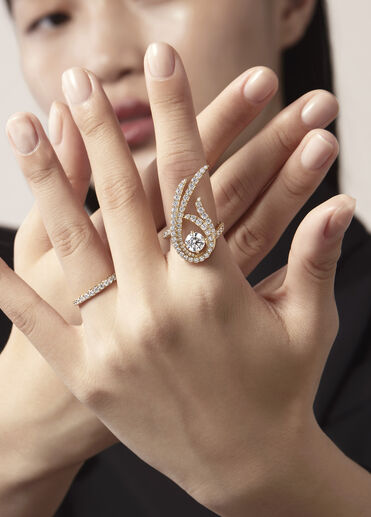 Vela Twisted Cocktail 鑽石套戒, 18K 白金 Vela Twisted Cocktail 鑽石套戒, 18K 白金, large